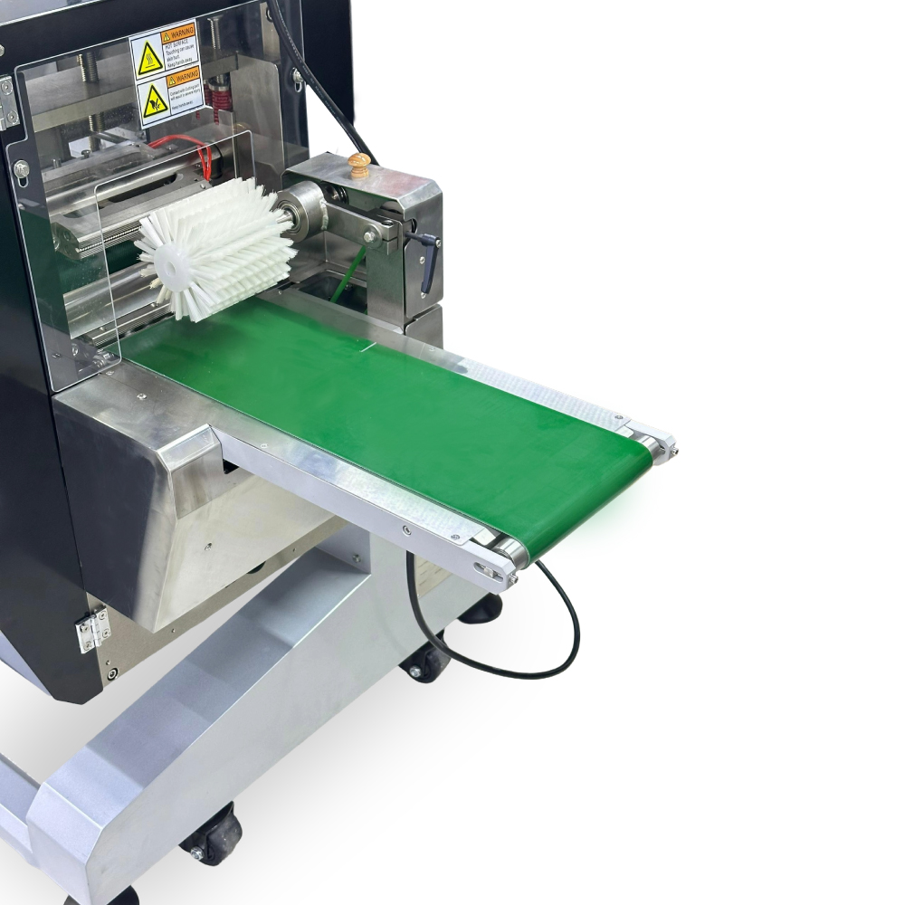 MACHINE-FLOWPACK-YC323X-INNOVEX-ALGERIE-7 MACHINE-FLOWPACK-YC323X-INNOVEX-ALGERIE-7